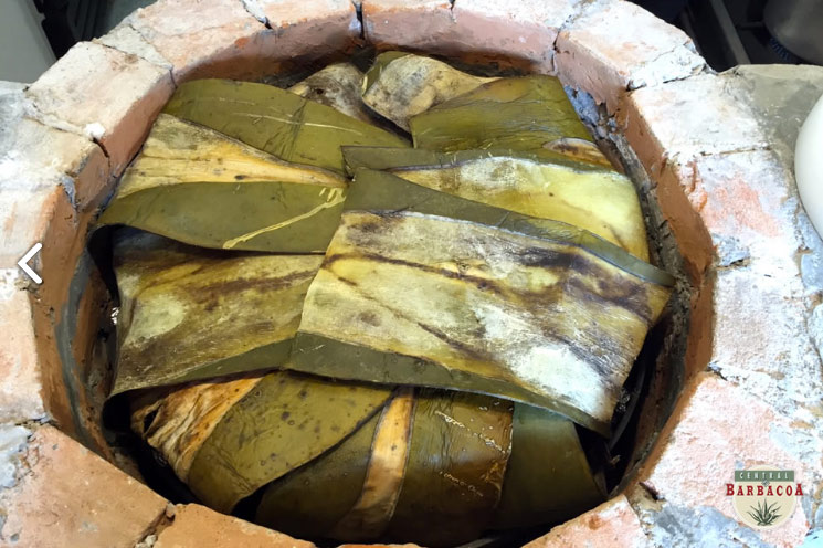 Central de Barbacoa: sabor y tradición con esta barbacoa preparada en hornos de tierra
