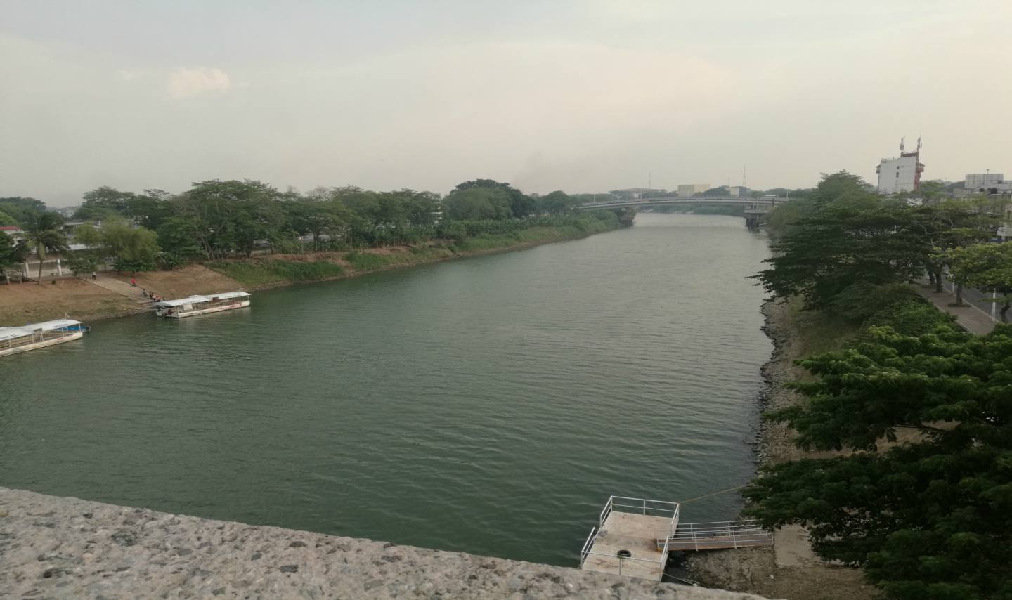 Vista del Río Grijalva desde el Mirador. Villahermosa. (Foto: Abner Vélez)