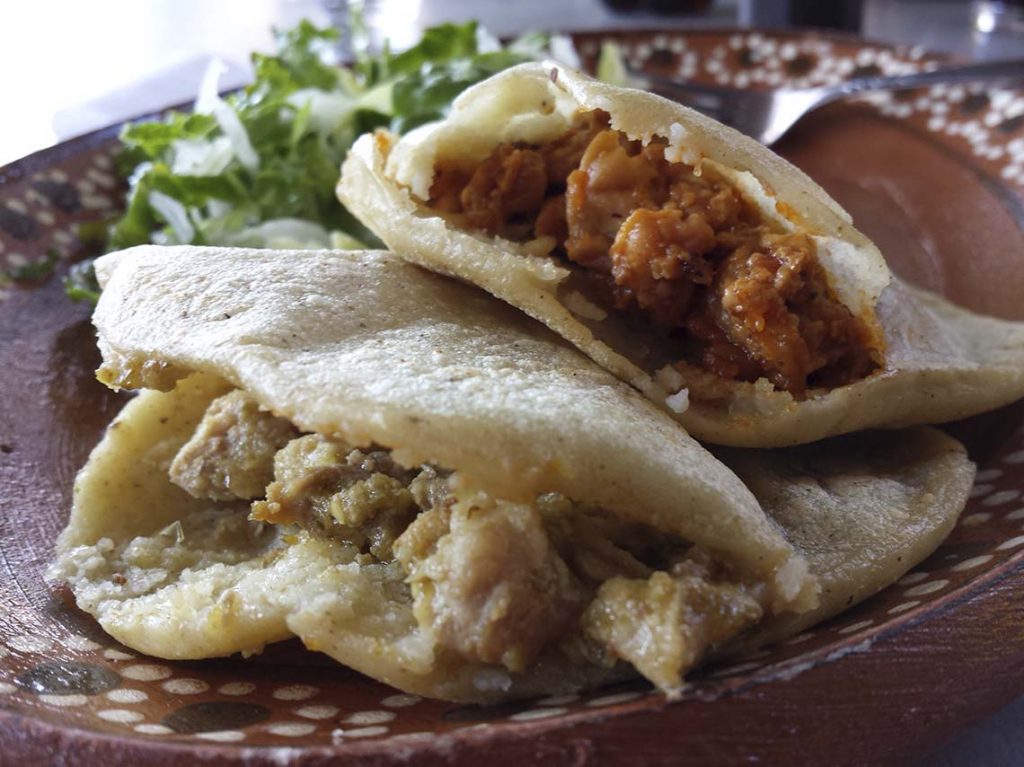 gorditas-en-la-ciudad-de-mexico-el-rinconcito-mercado-hidalgo