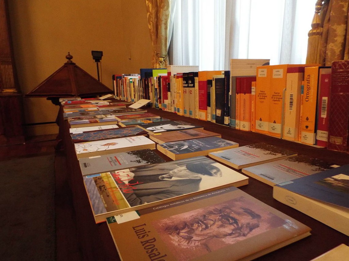 Gran venta nocturna de libros del FCE