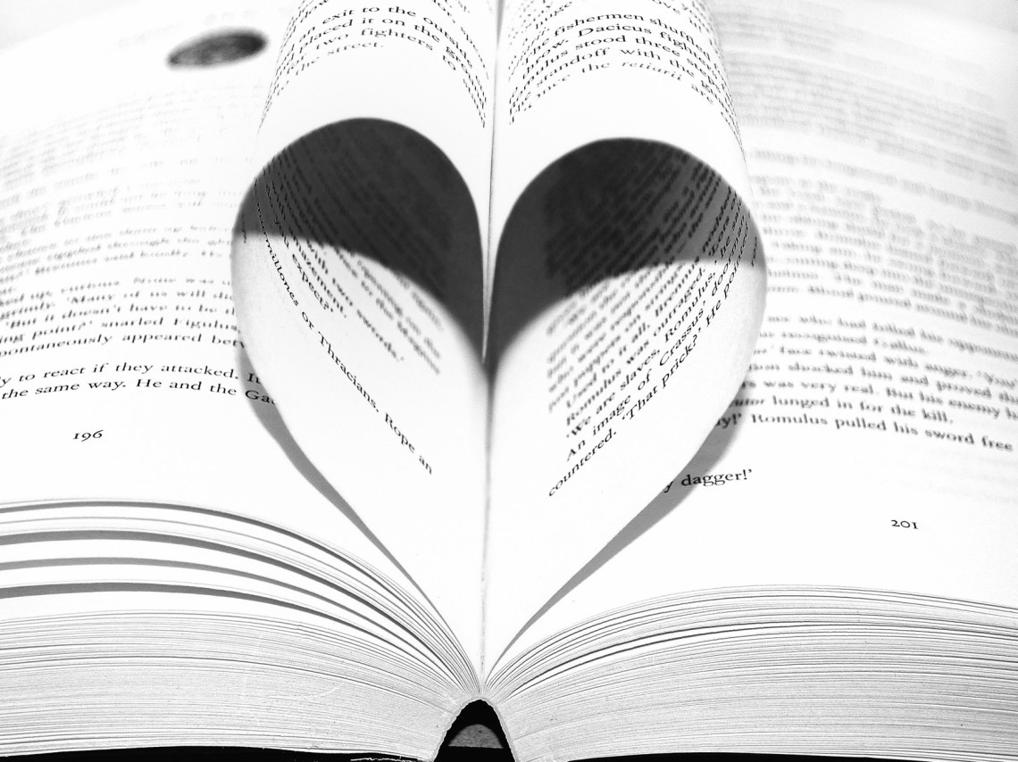 Libros a un superprecio en esta venta nocturna