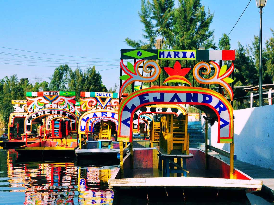 xochimilco lugares en la cdmx para visitar con extranjeros