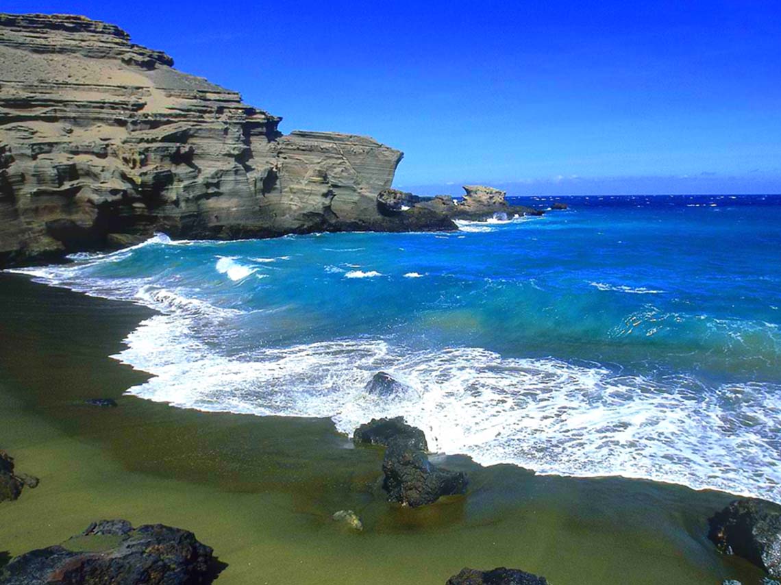 cinco-playas-turisticas-que-te-llenaran-de-color-04