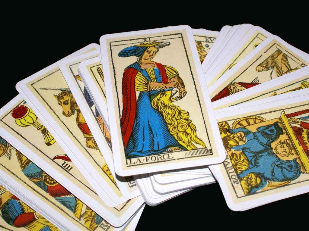 leen el Tarot cartas