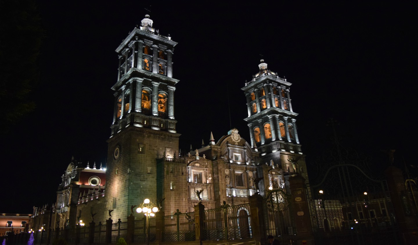 Recorrido de Cantinas en Puebla. Foto: Abner Vélez Ortiz