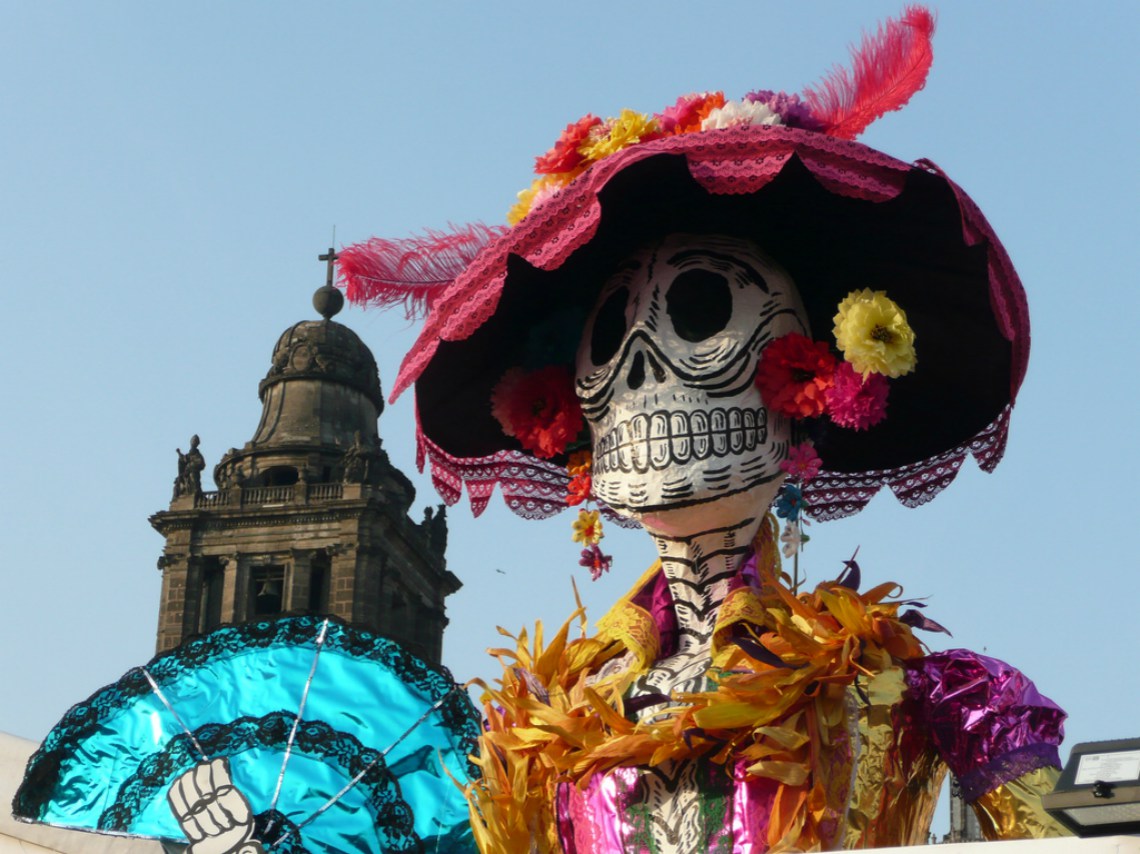 Conviértete en la Catrina más bella de la ciudad