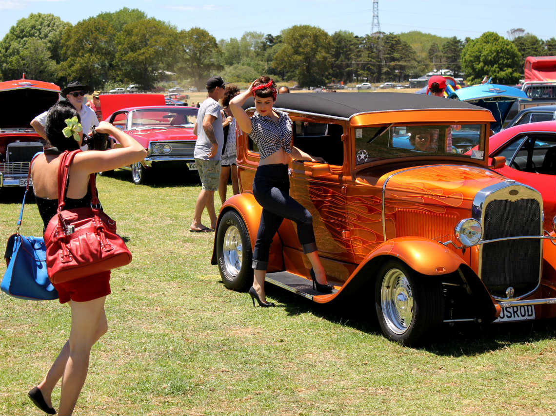 Exhibición de autos clásicos: Rockabilly Car Show