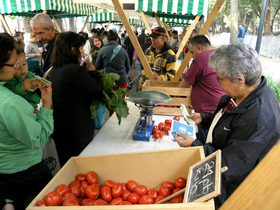 Mercado de trueque itinerante en la CDMX