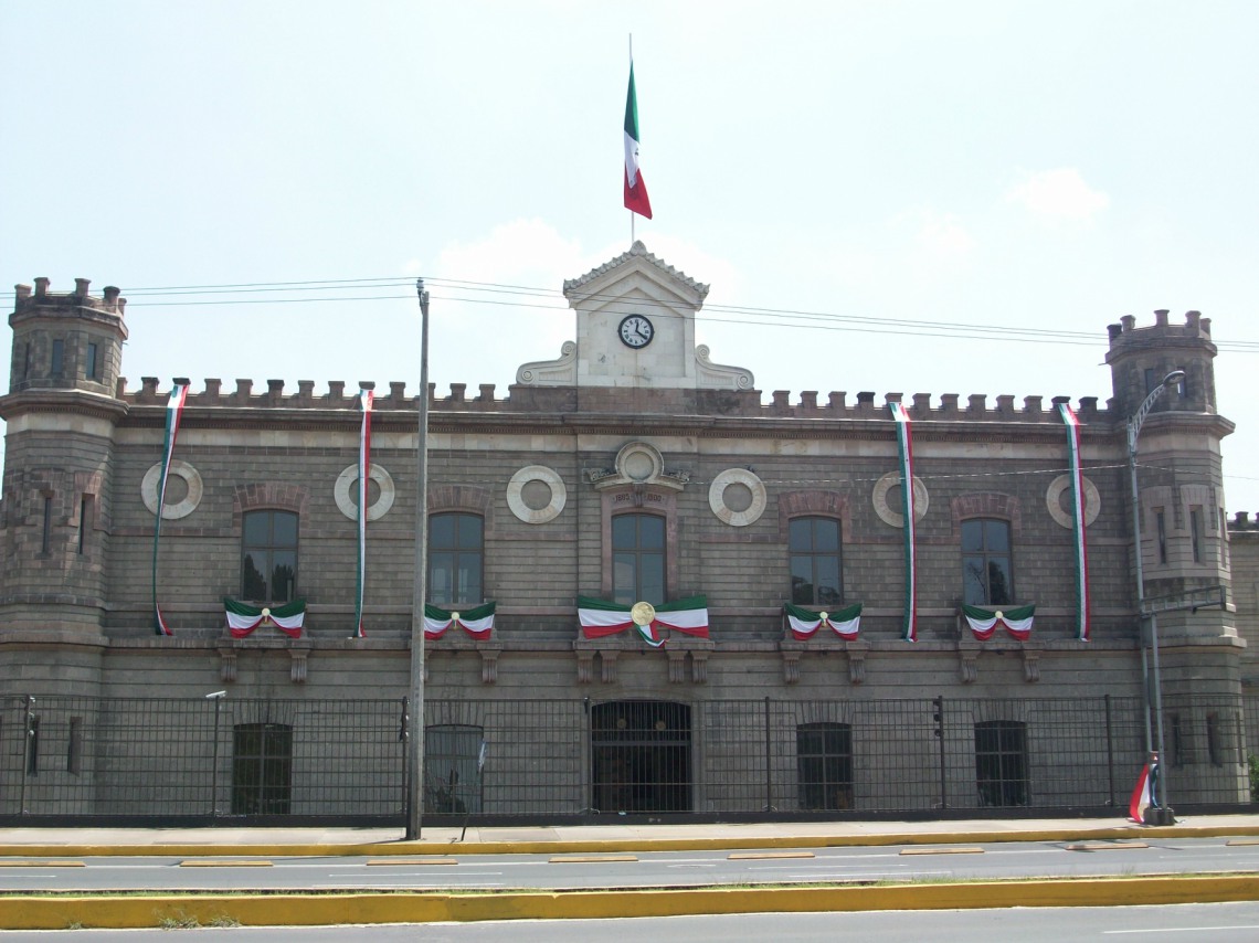 Palacios iluminados en el DF