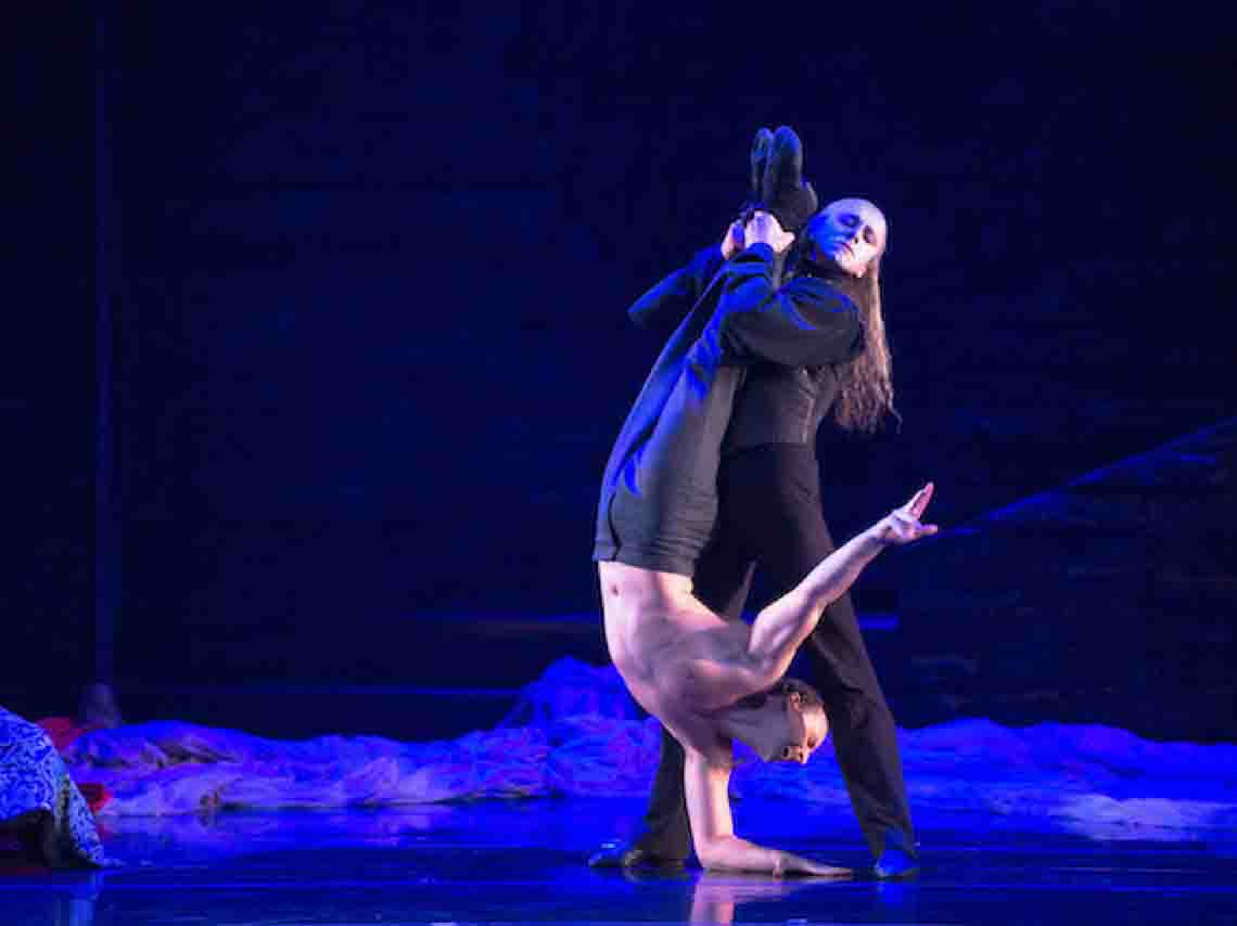Drácula-ballet-de-terror-en-la-Ciudad-de-México-03