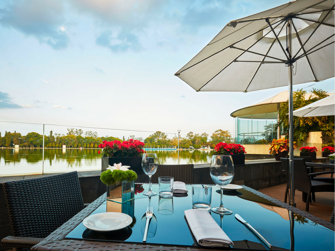 Restaurantes a la orilla del lago en CDMX