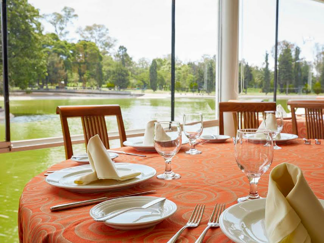 Restaurantes a la orilla del lago en CDMX