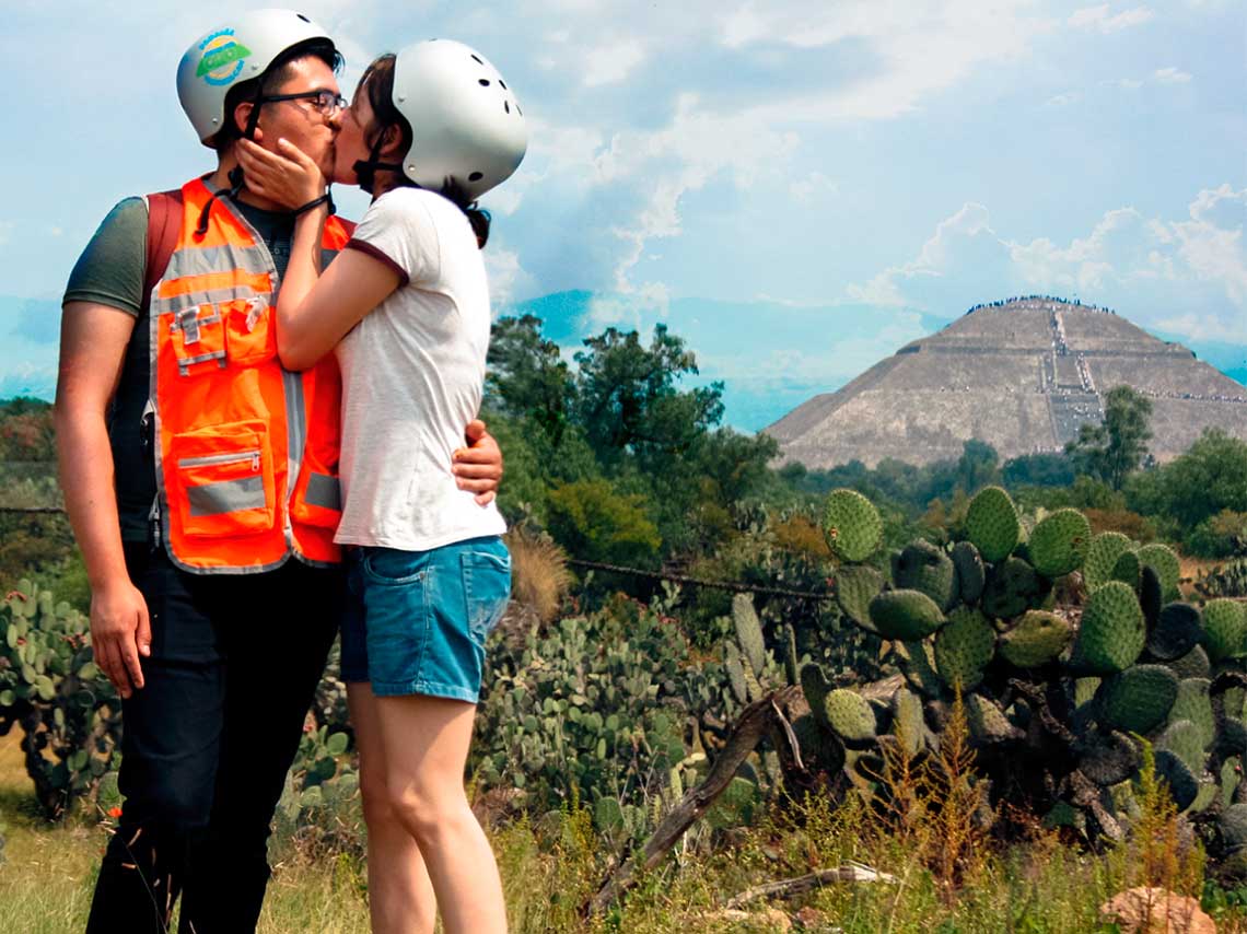 pedalea en bici por teotihuacan