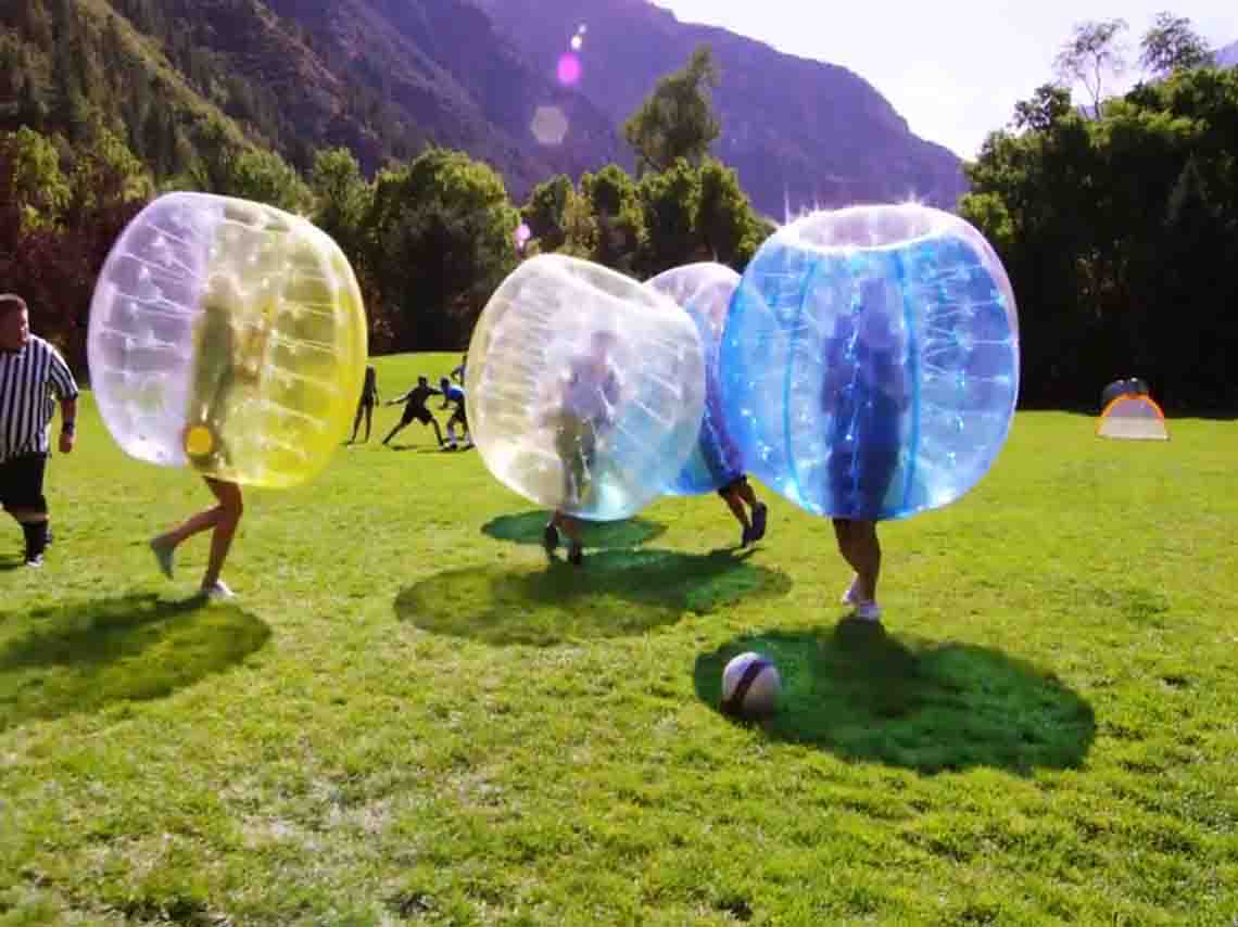 bubble-football-challenge-futbol-de-burbujas-en-mexico-02