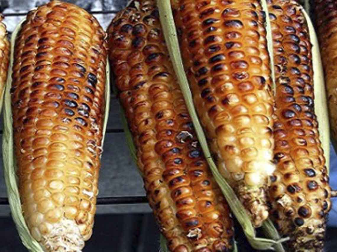 Elotes exóticos: de nutella, con tostitos y mayonesa de sabores