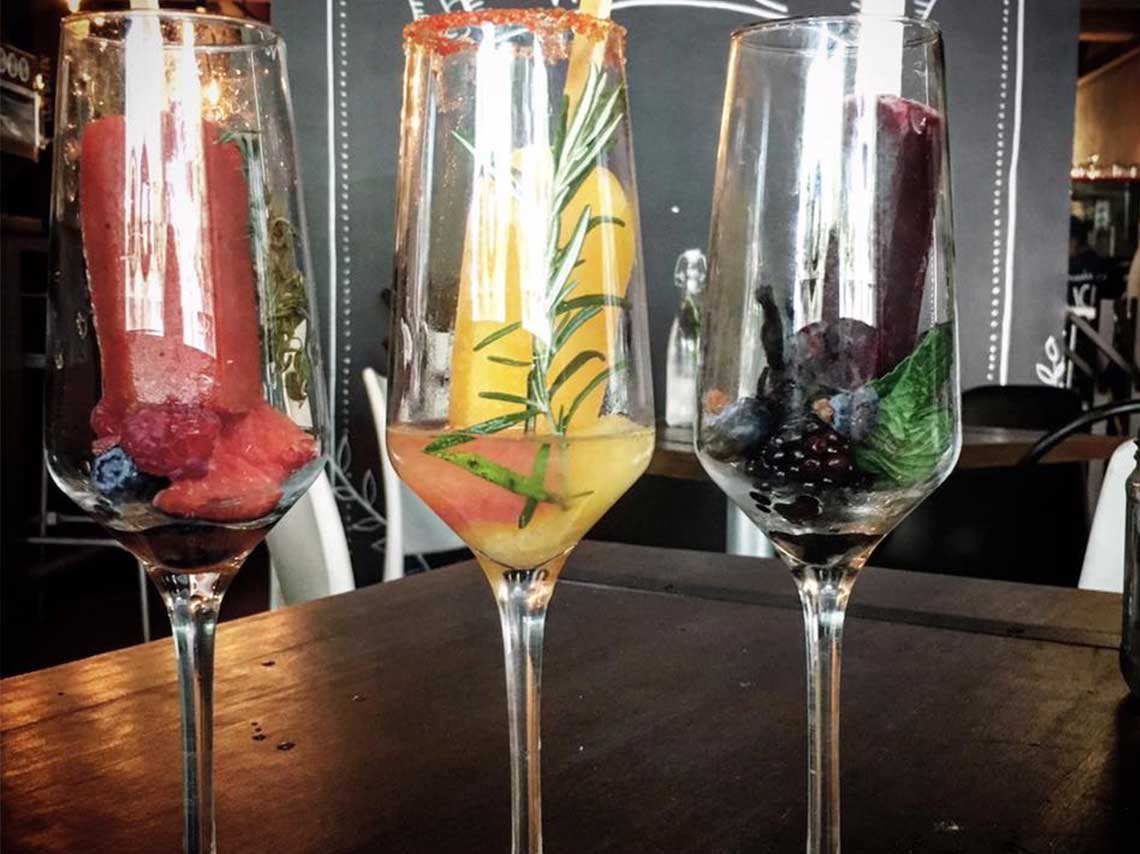 Lugares con bebidas refrescantes: mimosa con paleta, clamato con cacahuates y más 2