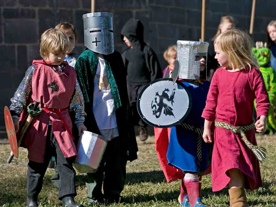 Convivencia medieval del Día del Niño 2017 en CDMX: princesas, batallas y espadas