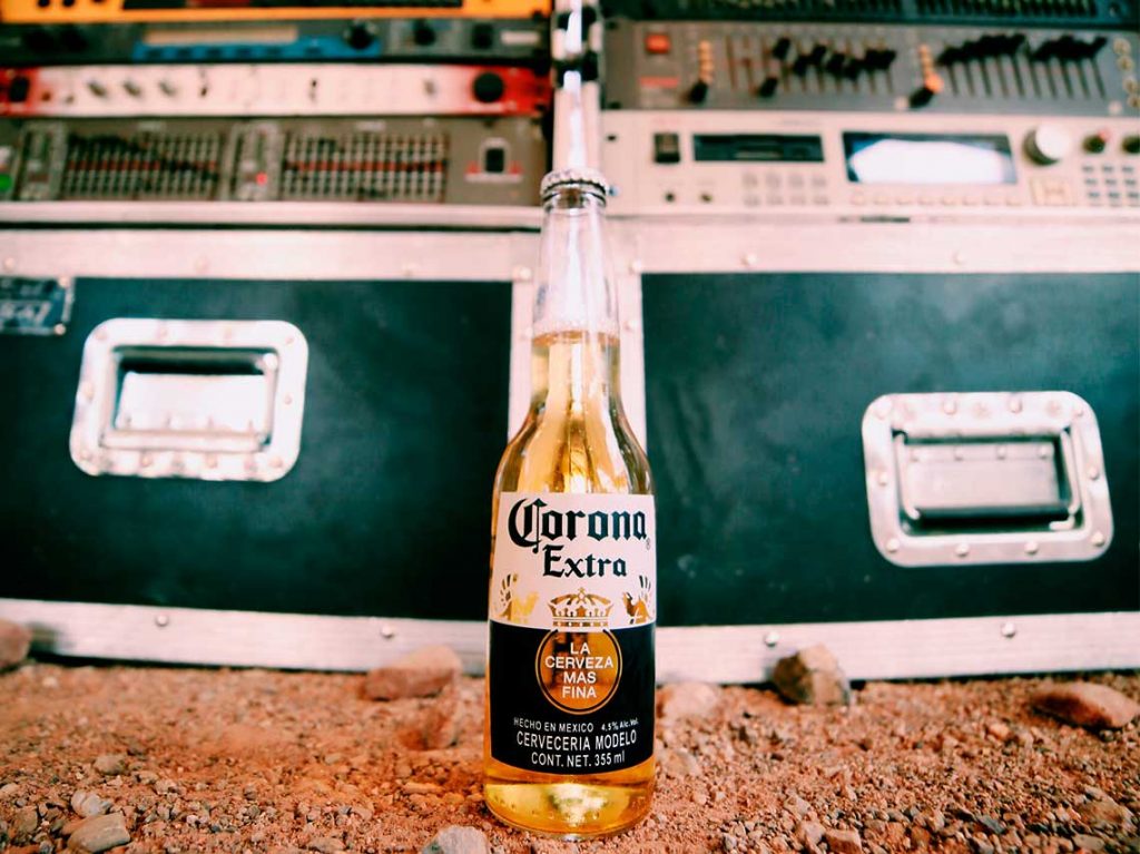 La cerveza llega al espacio ¡Corona envió su receta a un nuevo planeta!