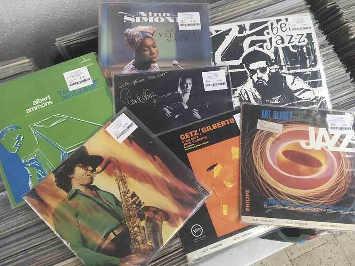 Tiendas de discos de vinil en CDMX Estrenos clasicos importados 01