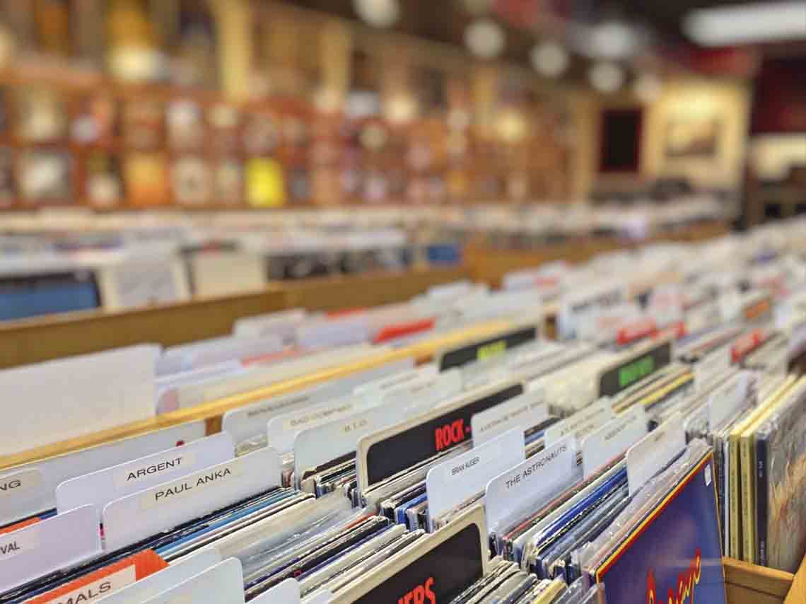 Tiendas de discos de vinil en CDMX Estrenos clasicos importados 03