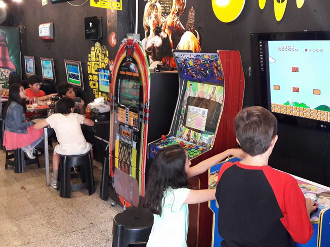 Taco Game: restaurante de videojuegos en la Del Valle 0