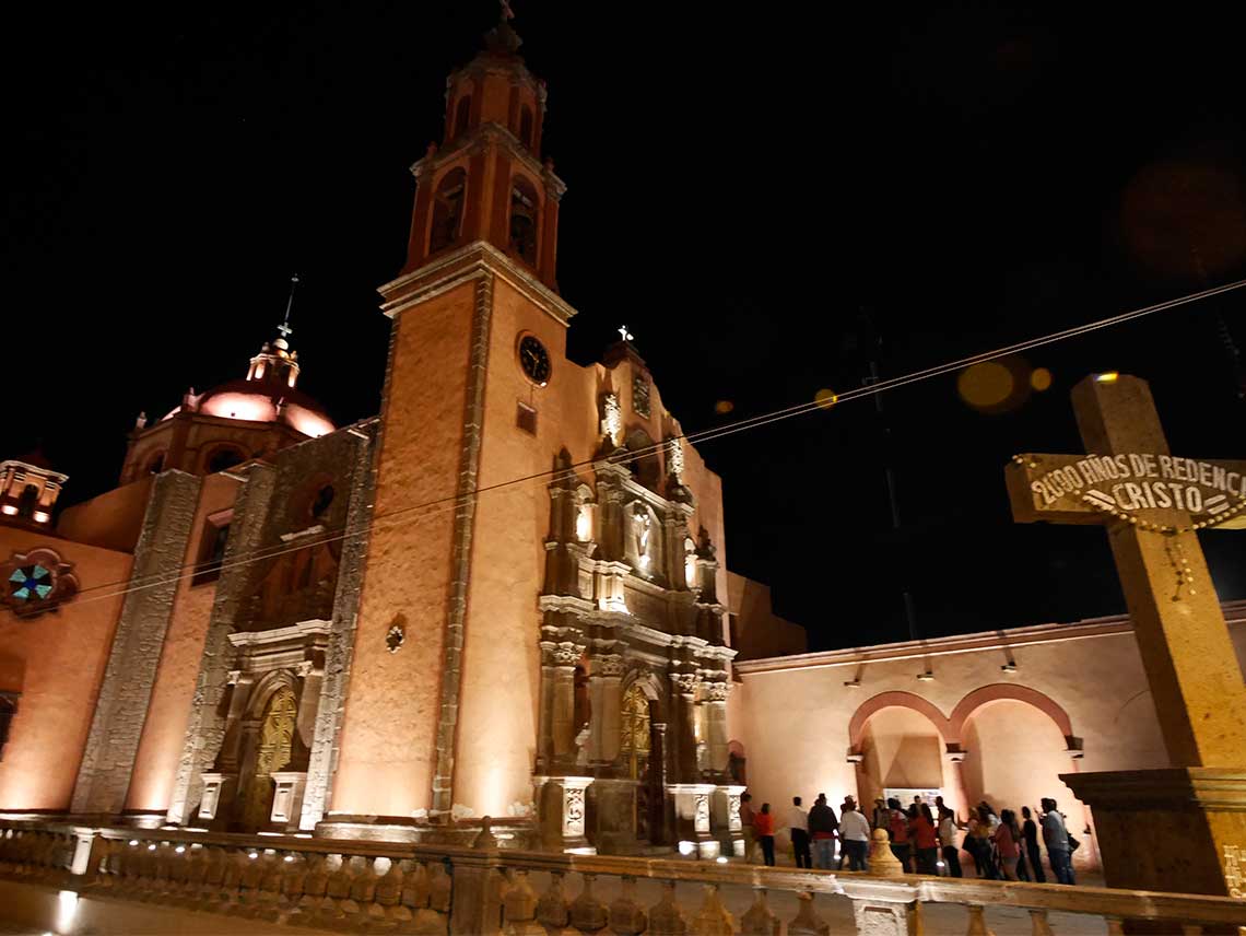 Es obvio que sin chela no hay fiesta en San Juan del Río