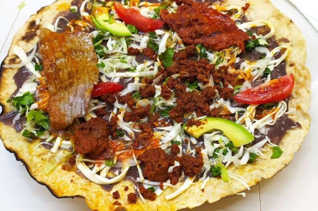 7lugares donde puedes comer tlayudas en la ciudad de México