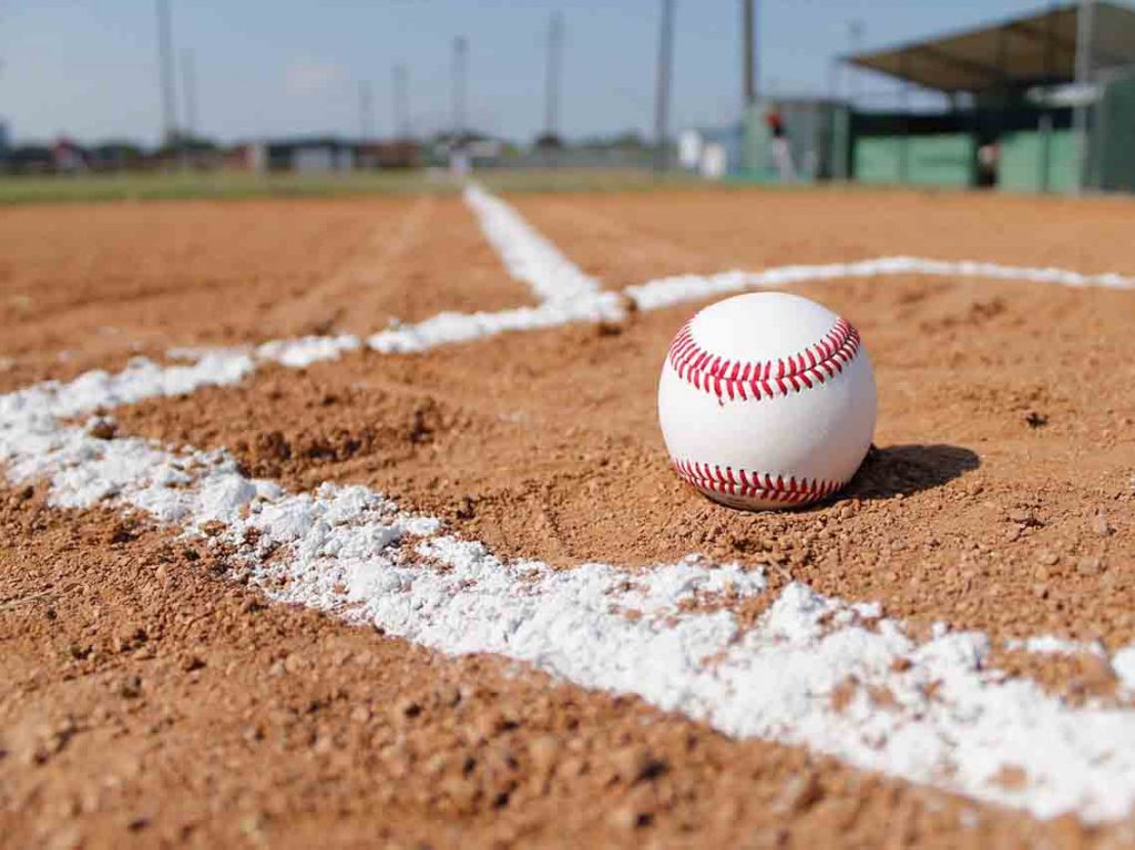 Dónde jugar beisbol en CDMX Cinco ligas infantiles