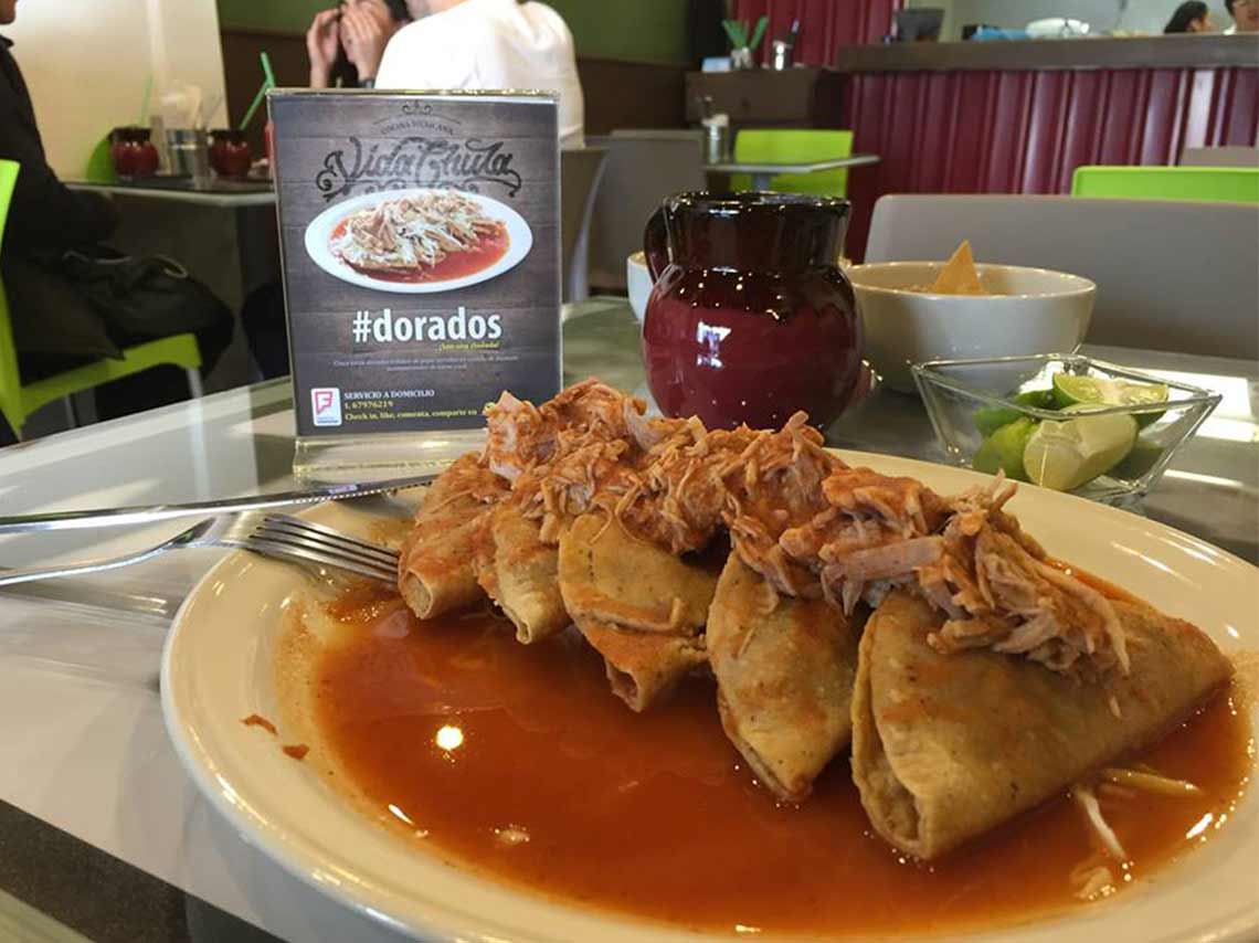Comida ahogada en CDMX: tortas, flautas y gorditas 6