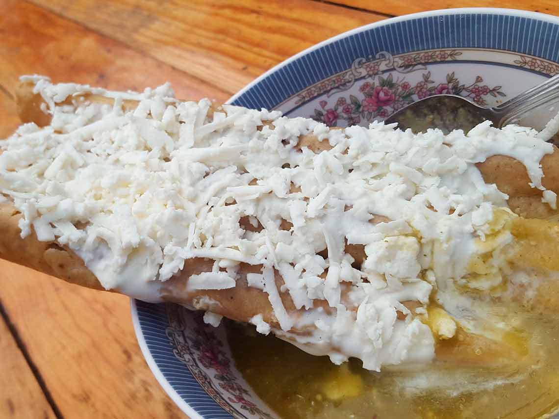 comida-ahogada-en-cdmx-tortas-flautas