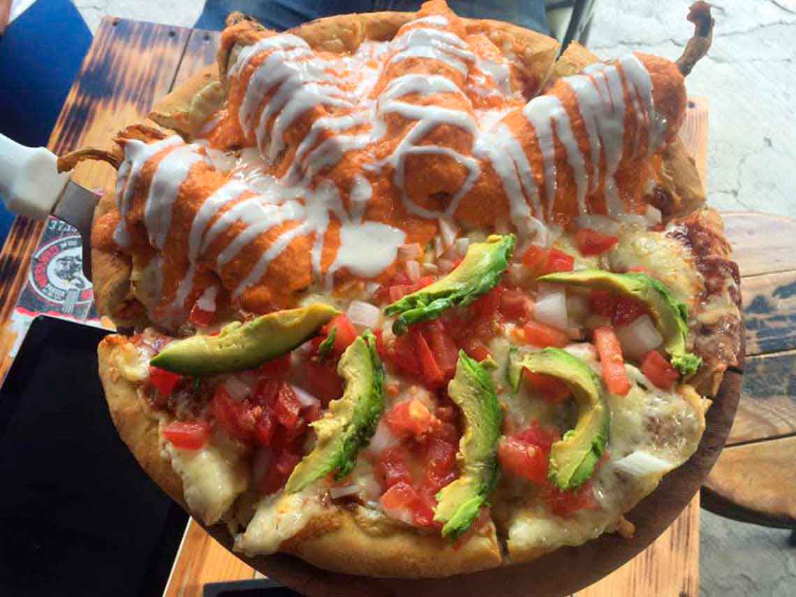 Pizzas exóticas en CDMX: aguacate, chile, helado, y en cono 2