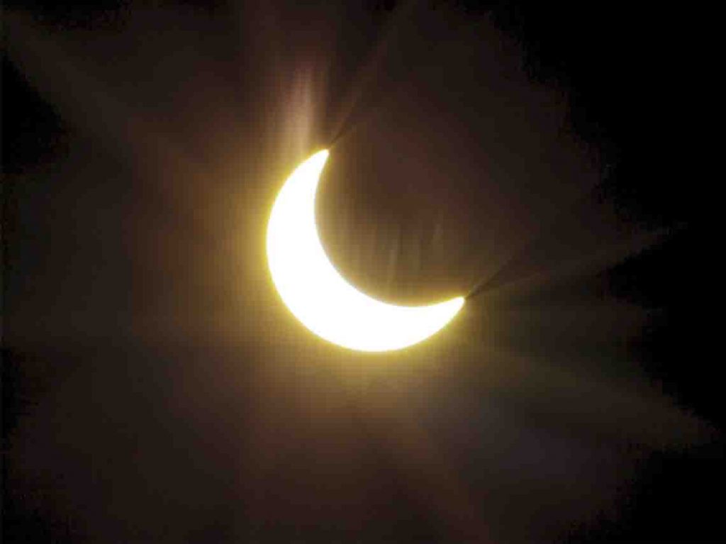 Dónde ver el eclipse de sol del 21 de agosto en CDMX