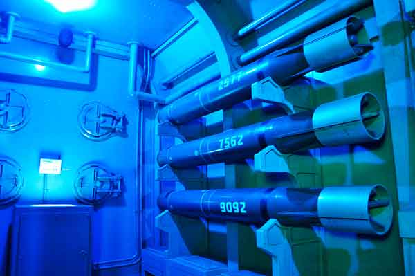 Submarino:-La-profundidad-del-mar-está-en-Enigma-Rooms-03