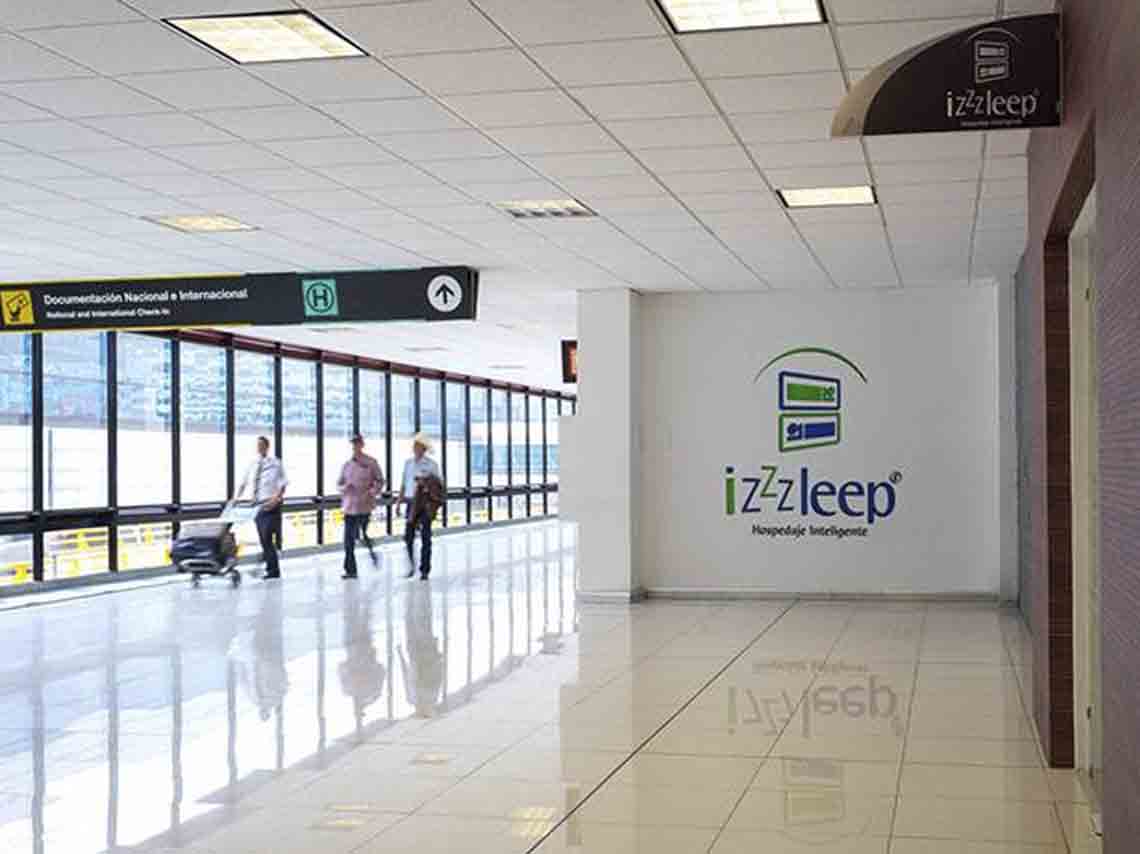 disfruta del nuevo hotel en el aeropuerto de cdmx con cabinas para rentar