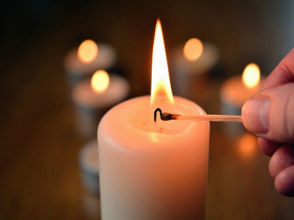 Noche de Velas en el Zócalo