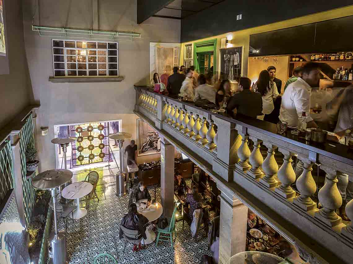 Hotel Casa Awolly Bar Con Terraza Exótica En La Roma
