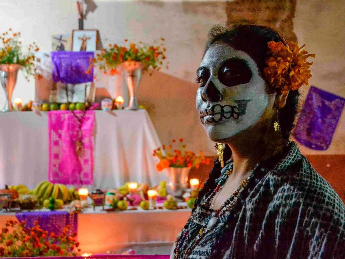 La Catrina en Trajinera 2017 en Xochimilco con mariachis 2