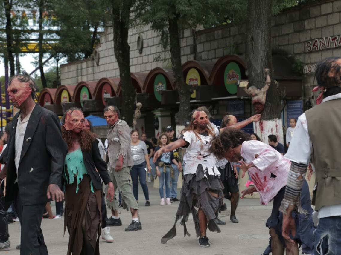 Zombies en la Feria de Chapultepec 2017 ¡realidad virtual! 0
