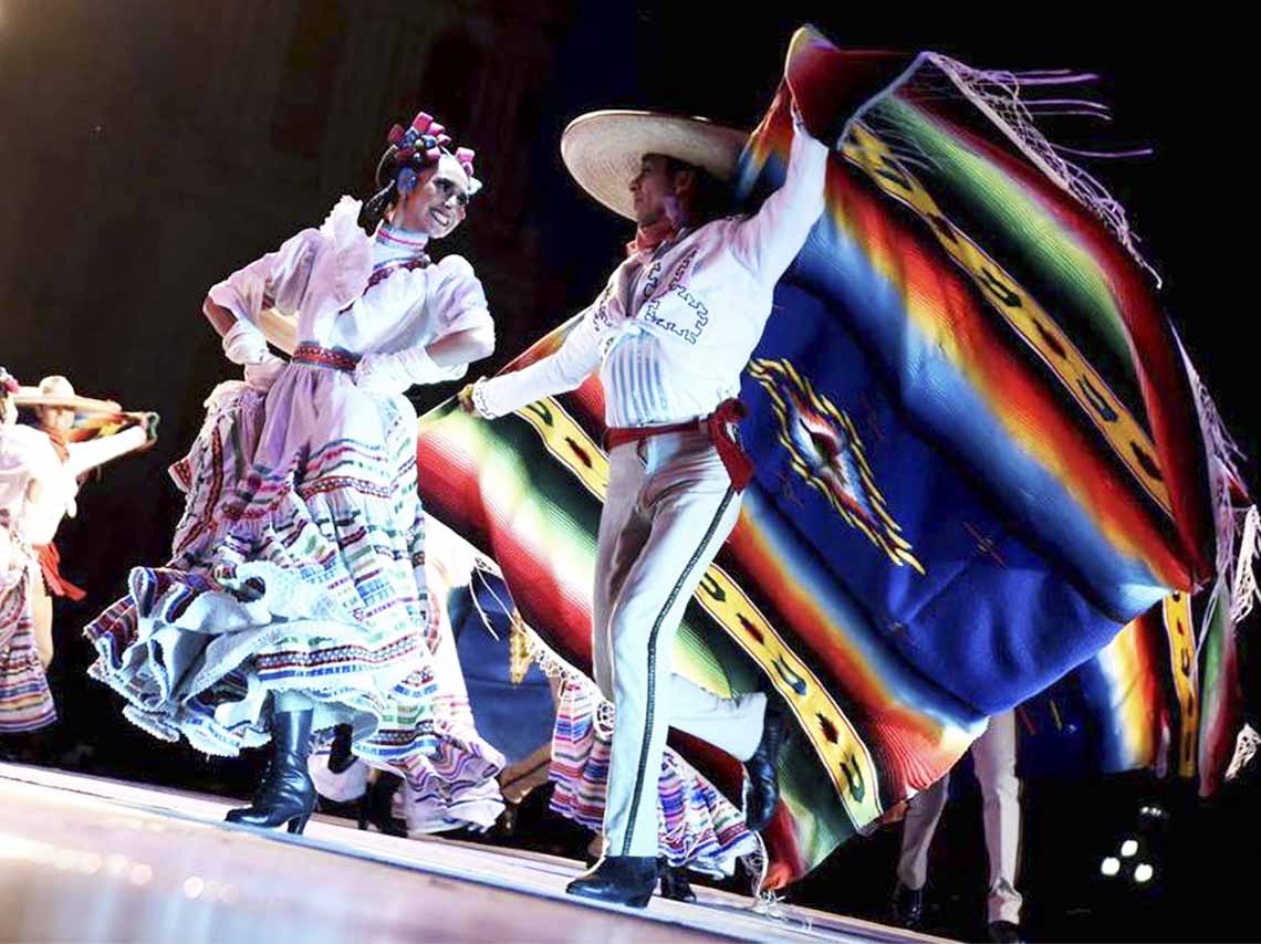 3-eventos-beneficencia-en-cdmx-moda-arte-danza-03