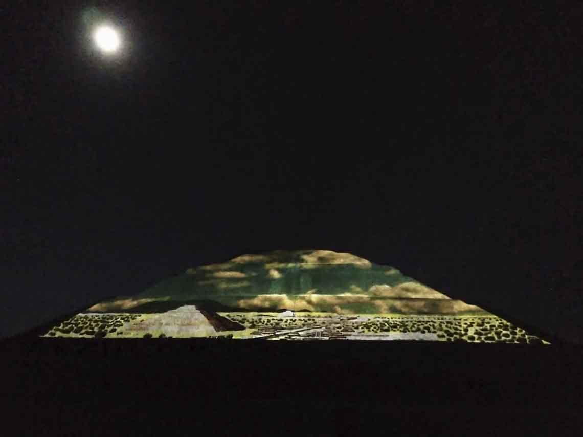 experiencia nocturna en teotihuacan