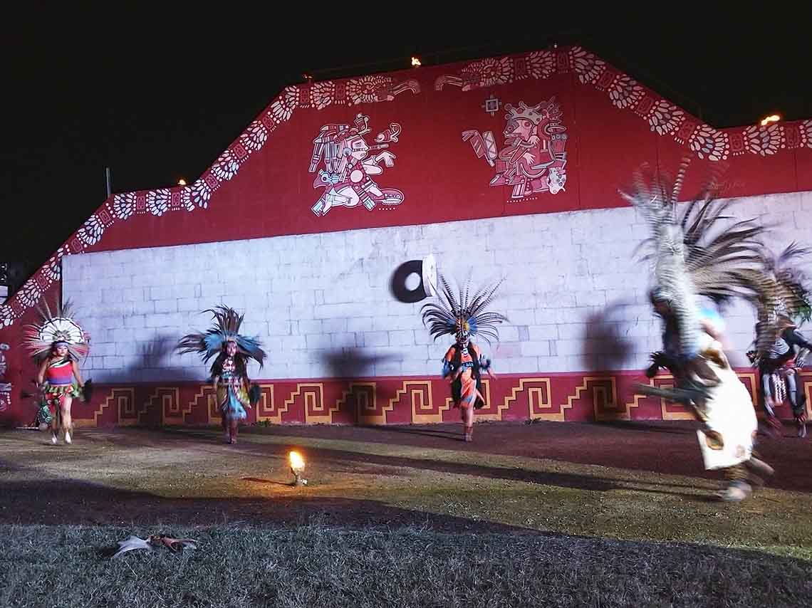 Experiencia Nocturna en Teotihuacan