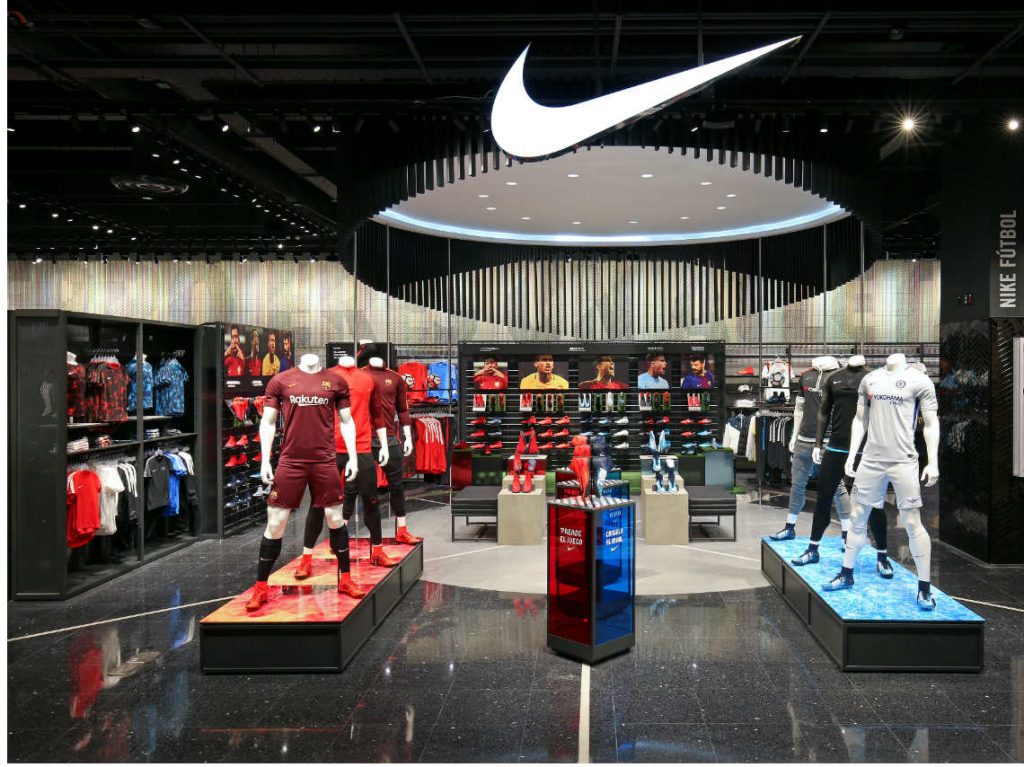 Nike abre su tienda mas grande en Latinoamérica en Plaza Satélite