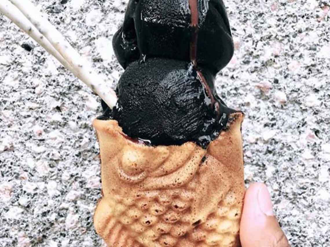 Lugares con waffles exóticos en CDMX ¡rellenos de helado! 9