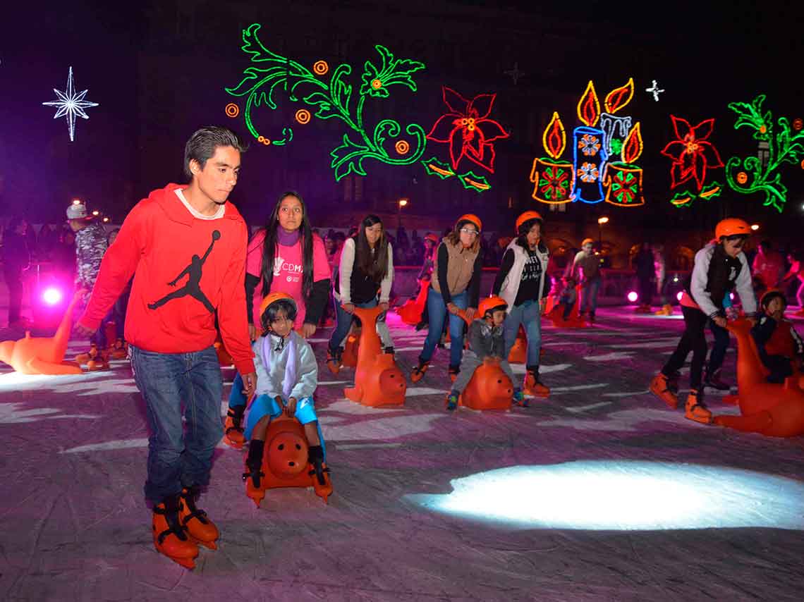 Pista de hielo en el Zócalo 2017, ¡abrirá 12 horas diarias! 0