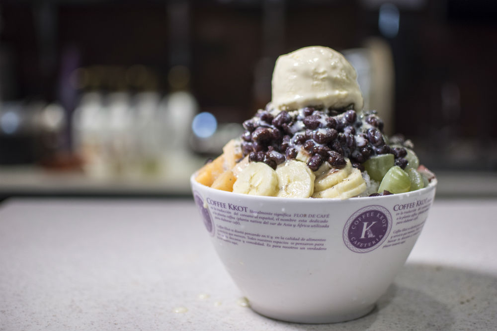 Patbingsu: el postre coreano de helado, frutas y frijoles dulces