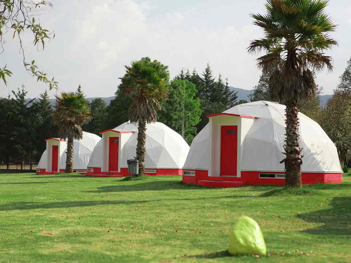 glamping-en-huasca-de-ocampo-hotel-con-forma-iglu-en-casa-de-capana