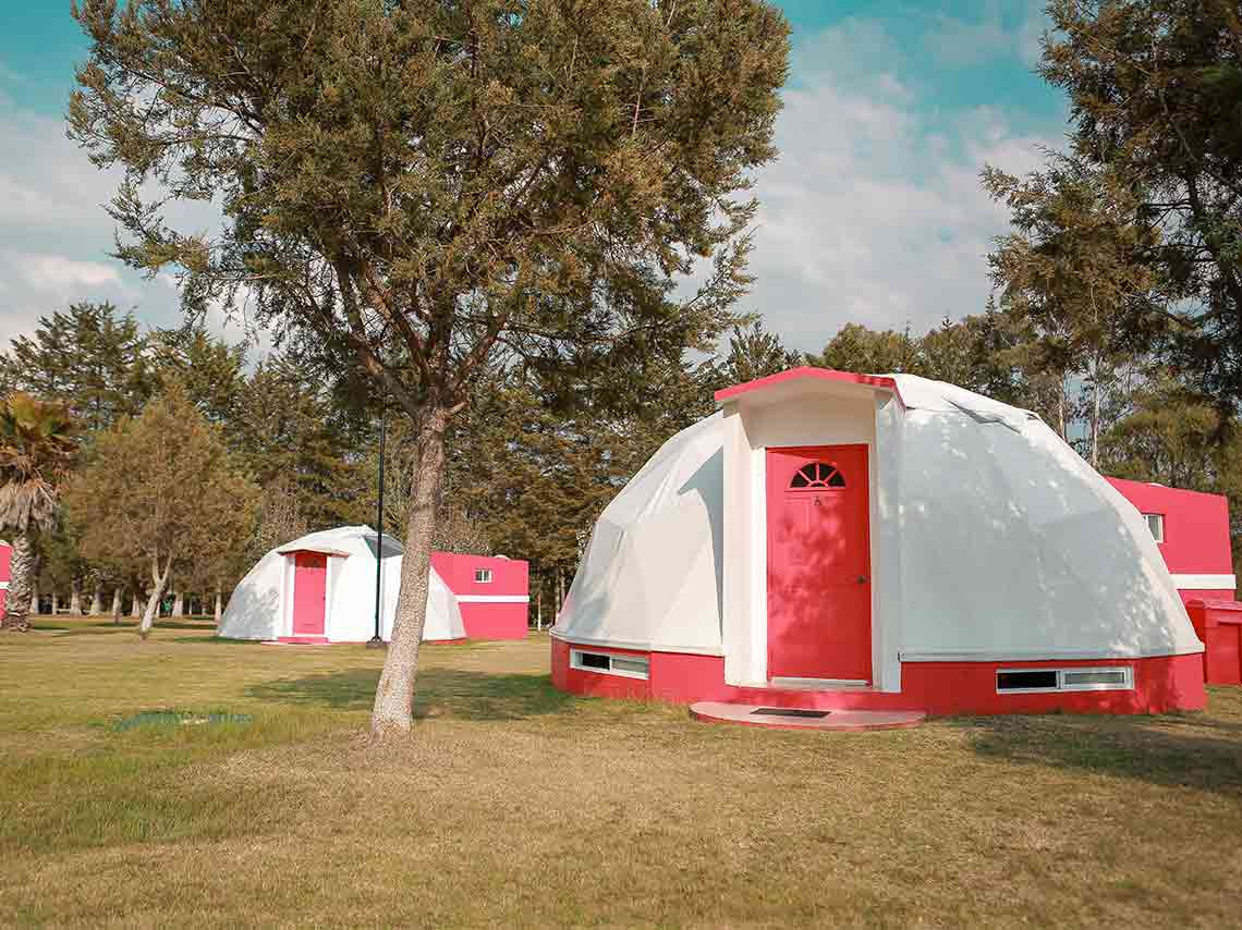 glamping-en-huasca-de-ocampo-hotel-con-forma-iglu-exterior