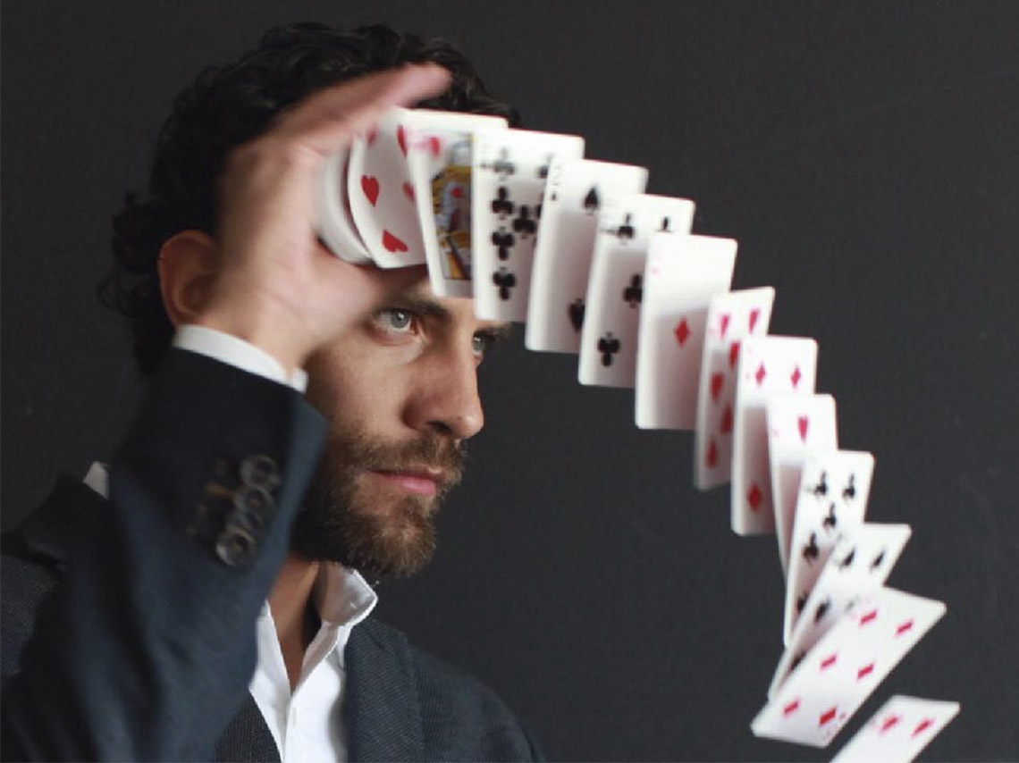 La magia del ilusionista Diego Winburn en Alboa Santa Fe