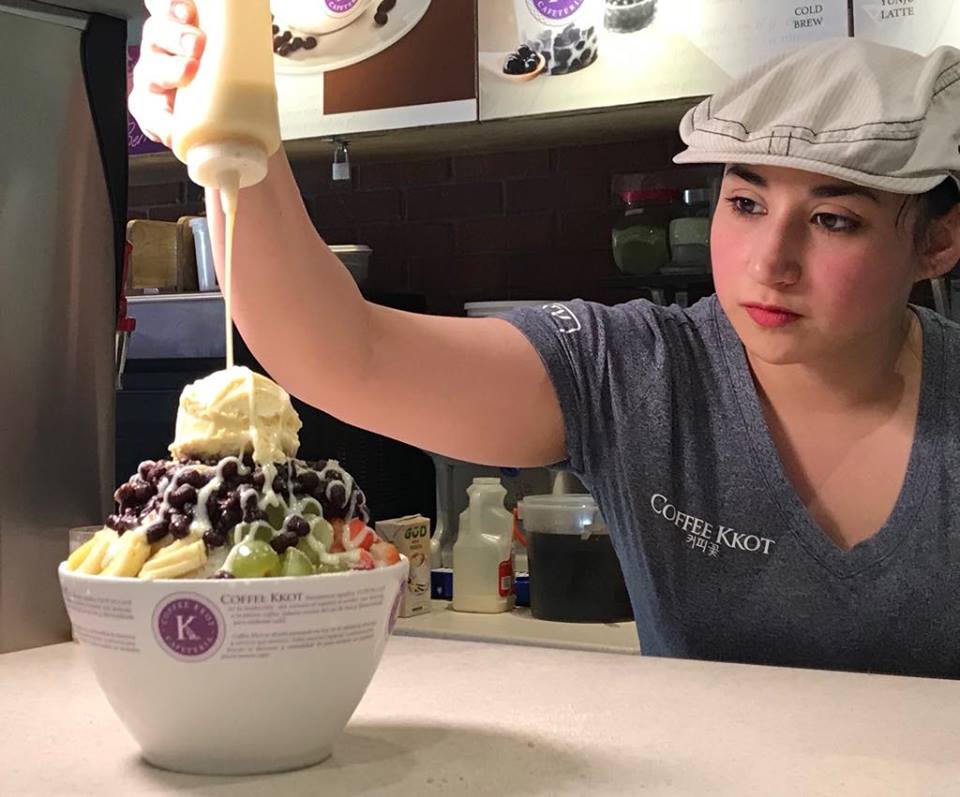 Patbingsu: el postre coreano de helado, frutas y frijoles dulces 0