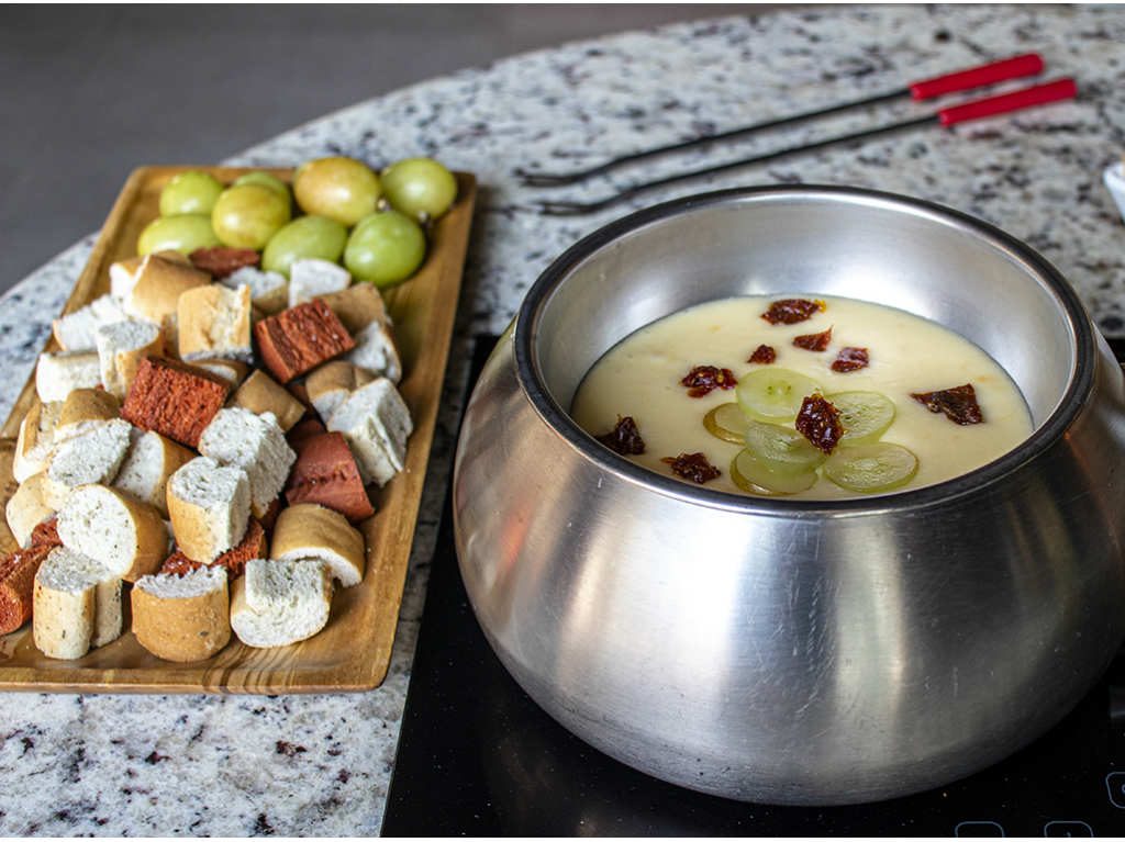 Lugares para comer y cenar el 14 de febrero 2020